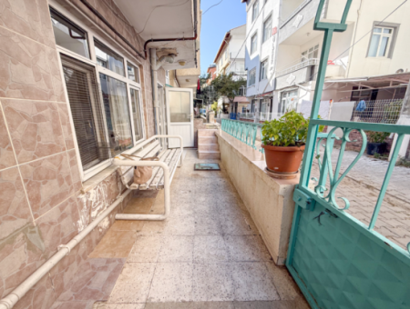 3 1 Flat For Sale Very Large With Double Garden On Kumbağ Market Street 