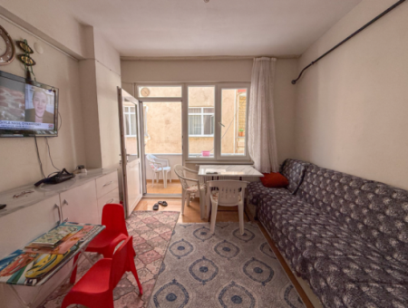 1 1 Apartment For Sale In A Central Location In Kumbağ