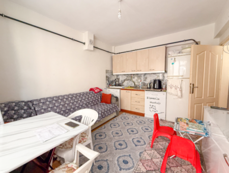 1 1 Apartment For Sale In A Central Location In Kumbağ