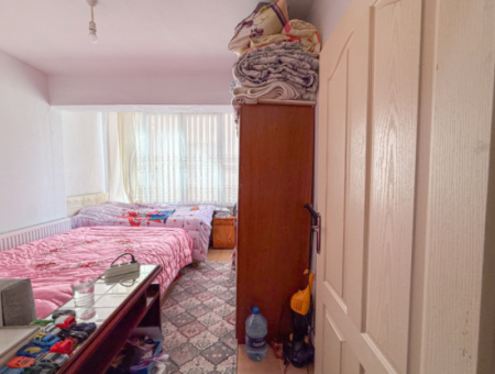 1 1 Apartment For Sale In A Central Location In Kumbağ