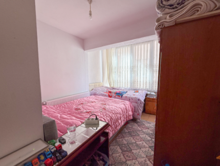1 1 Apartment For Sale In A Central Location In Kumbağ