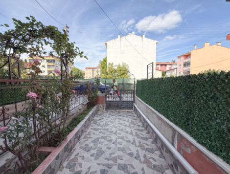 1 1 Apartment For Sale In A Central Location In Kumbağ