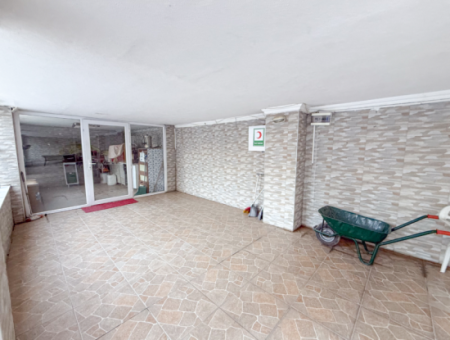 Furnished 2 1 Flat For Rent With Elevator In A Site With Pool In Kumbağ