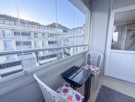 Furnished 2 1 Flat For Rent With Elevator In A Site With Pool In Kumbağ