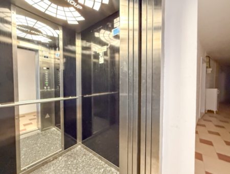 Furnished 2 1 Flat For Rent With Elevator In A Site With Pool In Kumbağ