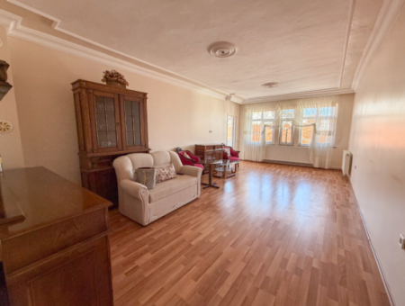 2 1 Flat For Sale With Elevator On Muratli Street