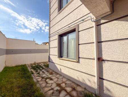 2 1 Flat For Sale With Full Sea View On Kumbağ Hill