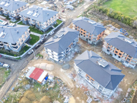 2 1 Flats For Sale In Kumbağ Luxury Pool Yonca Evleri Complex