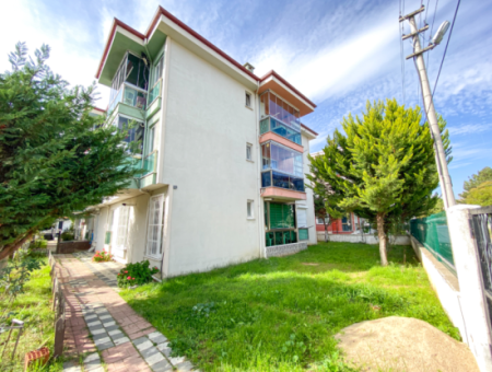 Iskanli Bahçe Floor 1 1 Flat On The Sea Side Of The Street In Kumbağ