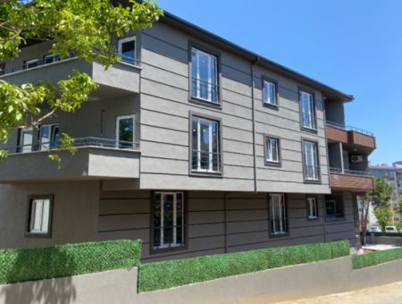 Large And Spacious 2 1 Flat For Sale On The Main Street In Kumbağ