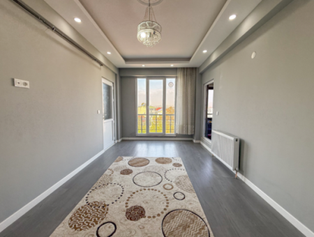 Large And Spacious 2 1 Flat For Sale On The Main Street In Kumbağ