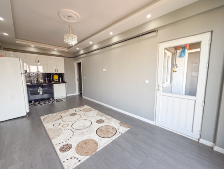 Large And Spacious 2 1 Flat For Sale On The Main Street In Kumbağ