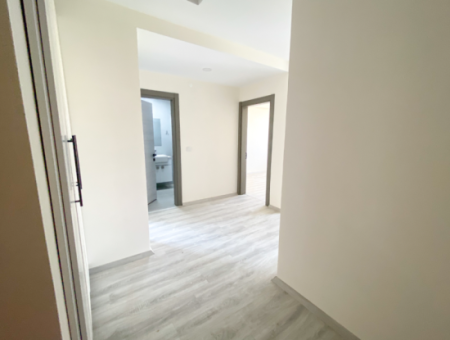 Spacious New 2 1 Flat For Sale With En-Suite Bathroom In Kumbağ
