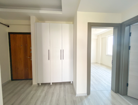 Spacious New 2 1 Flat For Sale With En-Suite Bathroom In Kumbağ