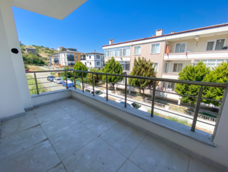 Spacious New 2 1 Flat For Sale With En-Suite Bathroom In Kumbağ