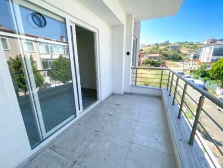 Spacious New 2 1 Flat For Sale With En-Suite Bathroom In Kumbağ