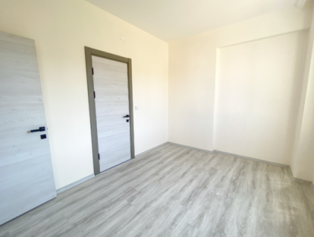 Spacious New 2 1 Flat For Sale With En-Suite Bathroom In Kumbağ