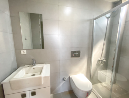 Spacious New 2 1 Flat For Sale With En-Suite Bathroom In Kumbağ