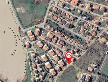 164 M2 Land For Sale In Kumbağ, 3 Floors Zoned, Very Close To The Sea