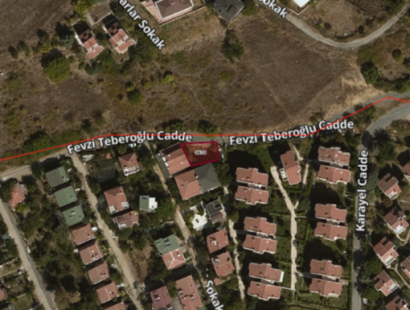 164 M2 Land For Sale In Kumbağ, 3 Floors Zoned, Very Close To The Sea