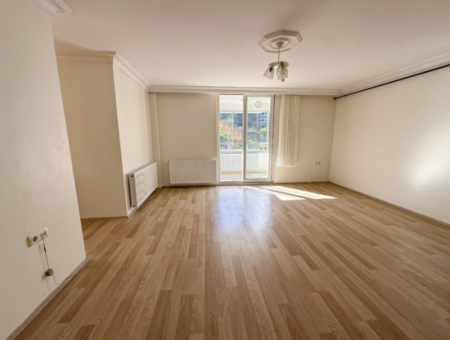 Large And Spacious 2 1 Flat For Sale In A Complex With Pool In Kumbağ 