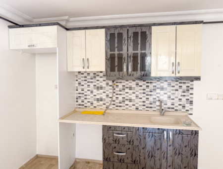 Large And Spacious 2 1 Flat For Sale In A Complex With Pool In Kumbağ 