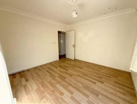 Large And Spacious 2 1 Flat For Sale In A Complex With Pool In Kumbağ 