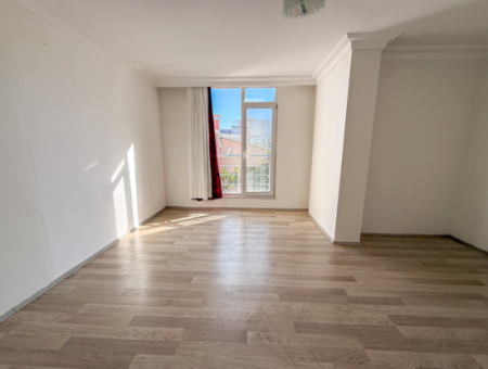 Large And Spacious 2 1 Flat For Sale In A Complex With Pool In Kumbağ 