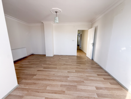 Large And Spacious 2 1 Flat For Sale In A Complex With Pool In Kumbağ 