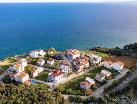 185 M2 Zoned Land For Sale In A Decent Location Ready For Construction In Kumbağ