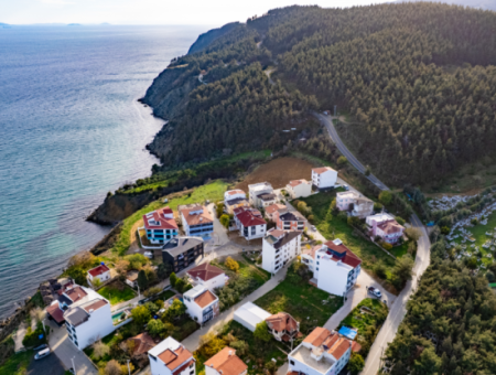 185 M2 Zoned Land For Sale In A Decent Location Ready For Construction In Kumbağ