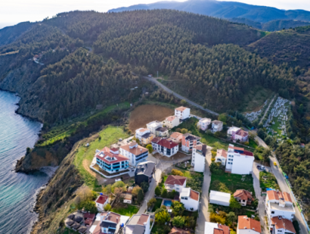 185 M2 Zoned Land For Sale In A Decent Location Ready For Construction In Kumbağ