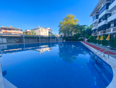 1 1 Flat For Sale With Occupancy In A Centrally Located Site With Pool In Kumbağ