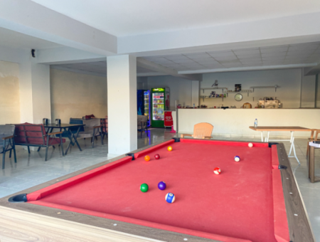 1 1 Flat For Sale With Occupancy In A Centrally Located Site With Pool In Kumbağ