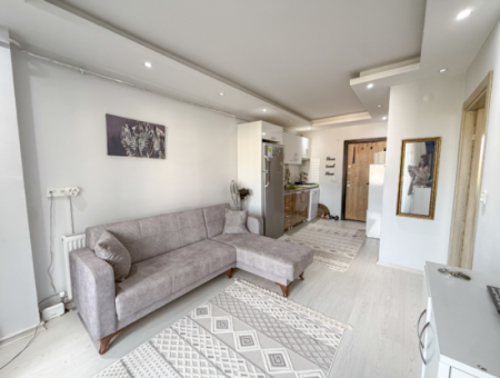 1 1 Flat For Sale With Occupancy In A Centrally Located Site With Pool In Kumbağ