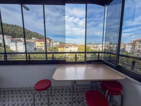 1 1 Flat For Sale With Occupancy In A Centrally Located Site With Pool In Kumbağ