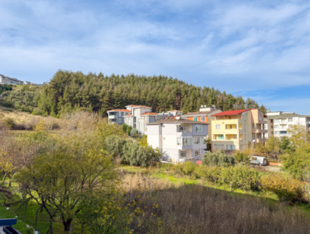 1 1 Flat For Sale With Occupancy In A Centrally Located Site With Pool In Kumbağ