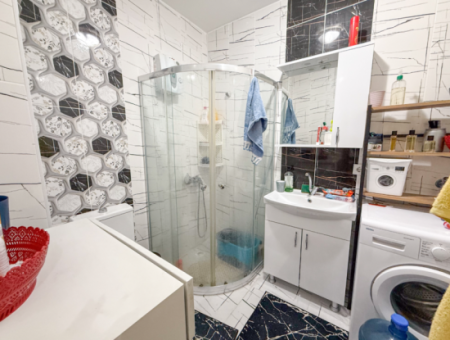 1 1 Flat For Sale With Occupancy In A Centrally Located Site With Pool In Kumbağ