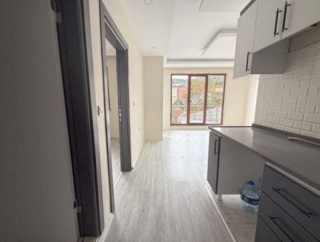 1 1 Flat For Rent In Kumbağ Pazar Street New Building With Elevator