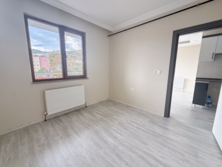 1 1 Flat For Rent In Kumbağ Pazar Street New Building With Elevator
