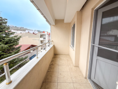 3 1 Duplex For Sale With Terrace And Double Balcony In The Center Of Kumbağ