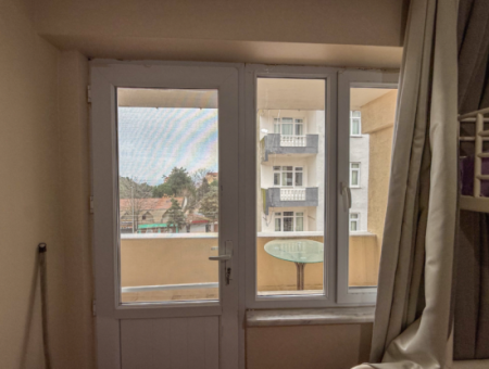 3 1 Duplex For Sale With Terrace And Double Balcony In The Center Of Kumbağ