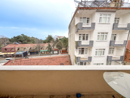3 1 Duplex For Sale With Terrace And Double Balcony In The Center Of Kumbağ