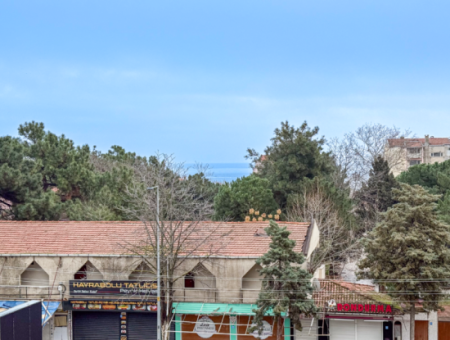 3 1 Duplex For Sale With Terrace And Double Balcony In The Center Of Kumbağ