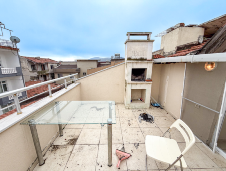 3 1 Duplex For Sale With Terrace And Double Balcony In The Center Of Kumbağ