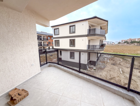 2 1 Flats For Sale In Kumbağ Luxury Pool Yonca Evleri Complex