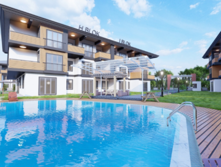 2 1 Flats For Sale In Ova Kent 2 Complex With Luxury Pool In Kumbağ