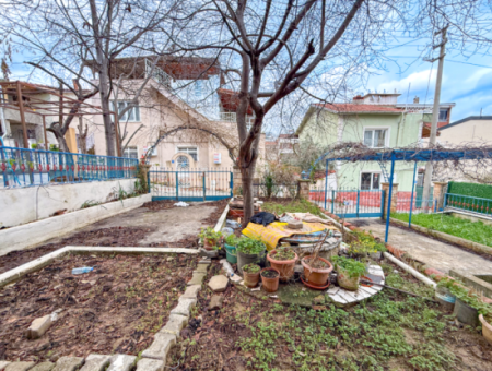 7 1 Triplex Villa For Sale With Large Garden In The Center Of Kumbağ