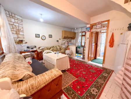 7 1 Triplex Villa For Sale With Large Garden In The Center Of Kumbağ