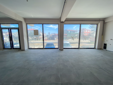 135 M2 Large Shop For Rent On Kumbağ Busy Main Street
